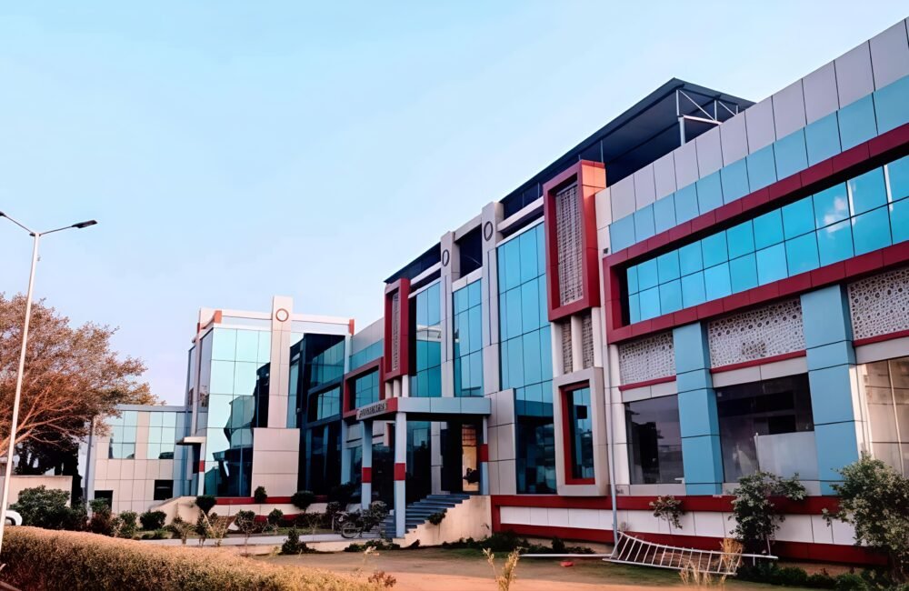 Sukhoi Academy Lucknow: Defence Entrance Exam Preparation and Career Guidance