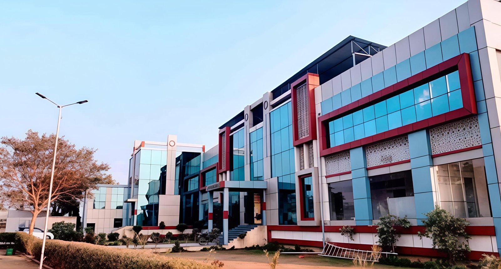 Sukhoi Academy Lucknow: Defence Entrance Exam Preparation and Career Guidance